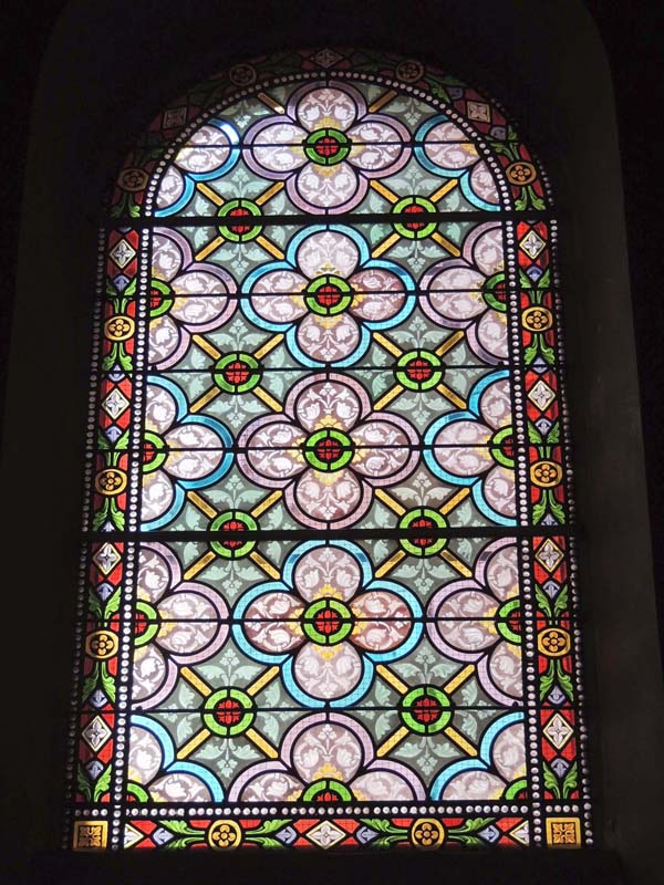 vitraux après rénovation, église de Graulhet