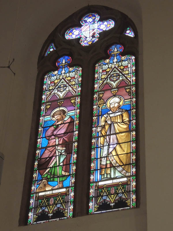 vitraux restaurés et 2 vitraux de St Amans créés